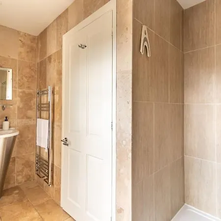 Look No Further The Stable Block In Beautiful Beaufort House 2 Bedrooms Bath Exterior photo